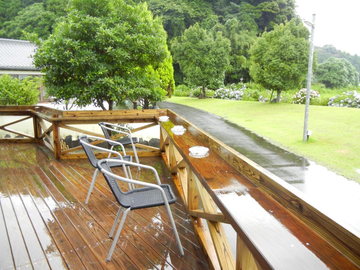 Guesthouse Suzukaze Shibushi Buitenkant foto