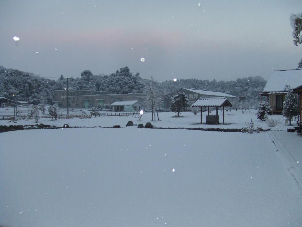 Guesthouse Suzukaze Shibushi Buitenkant foto